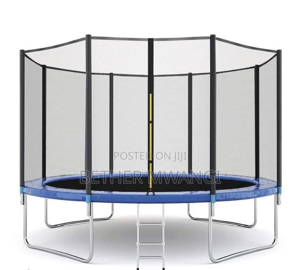 Trampoline in Kenya - thumbnail 3