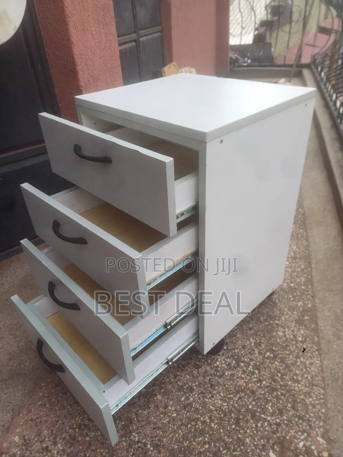 Side Drawers