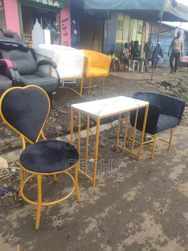 Manicure Station/Nail Station - thumbnail 3