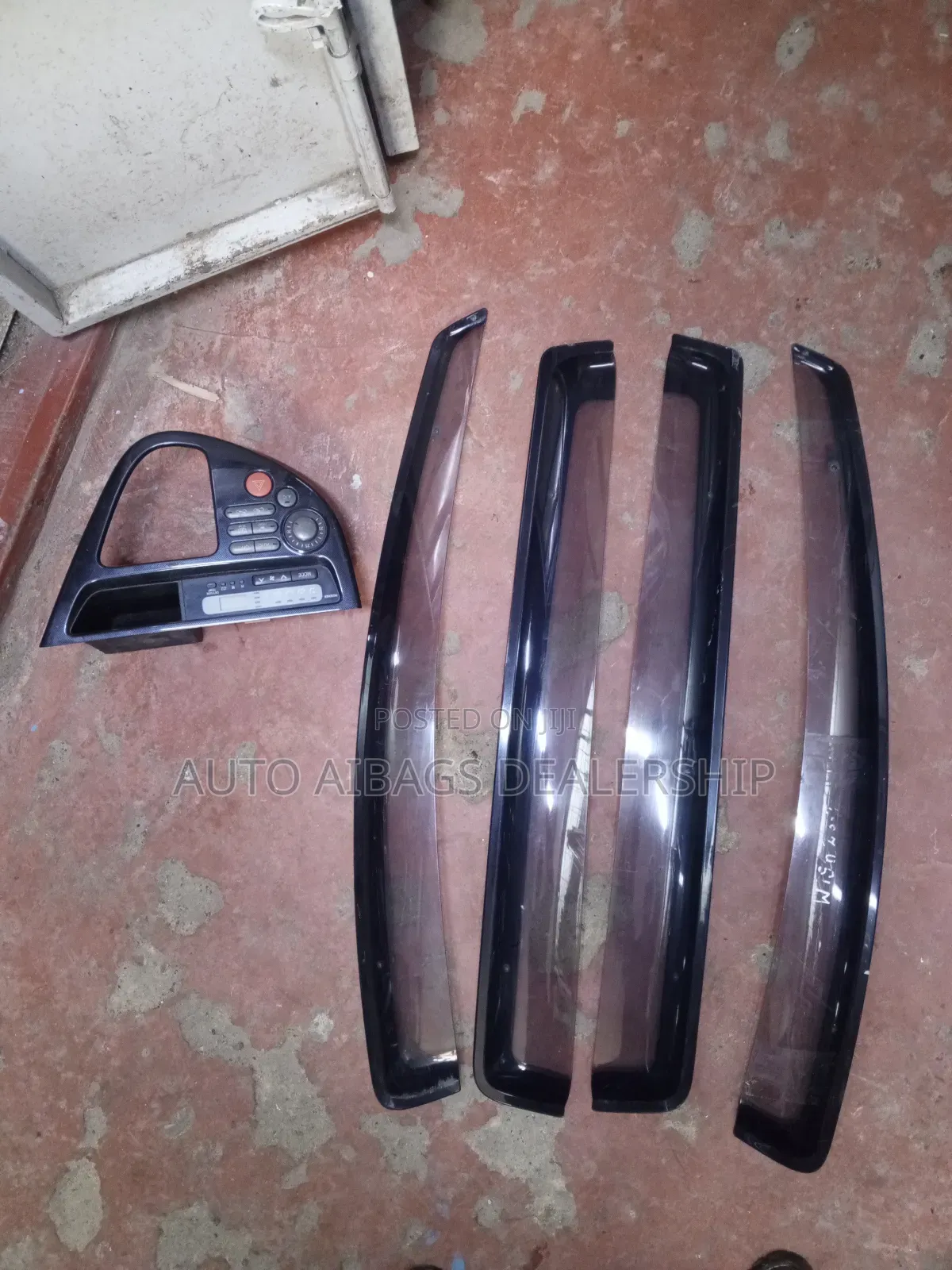 Toyota Wish Windblakers Original.