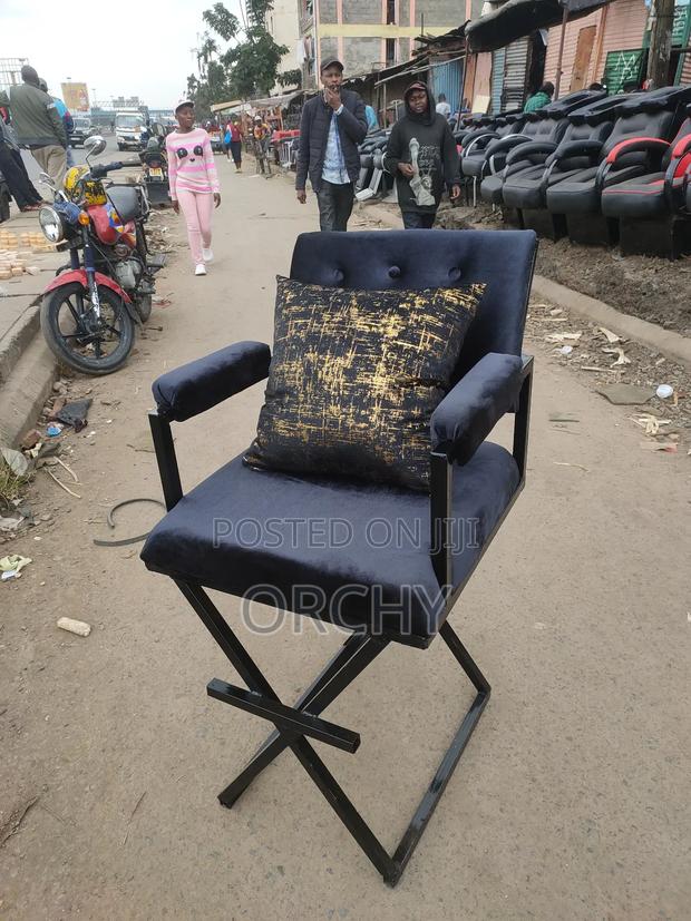 Make-Up Chair / Eyebrow