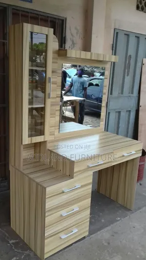 Dressing Mirror Cabinets With Stool