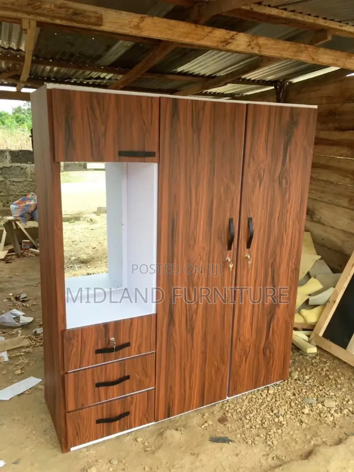 Customized Portable Wardrobes / Bedroom Cupboards