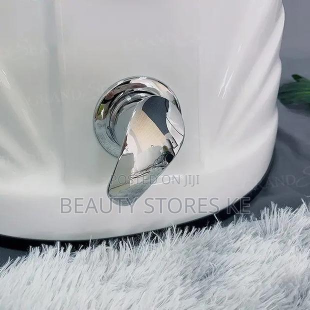 Manicure Pedicure Footbath Fibre Basins With Lights - thumbnail 6