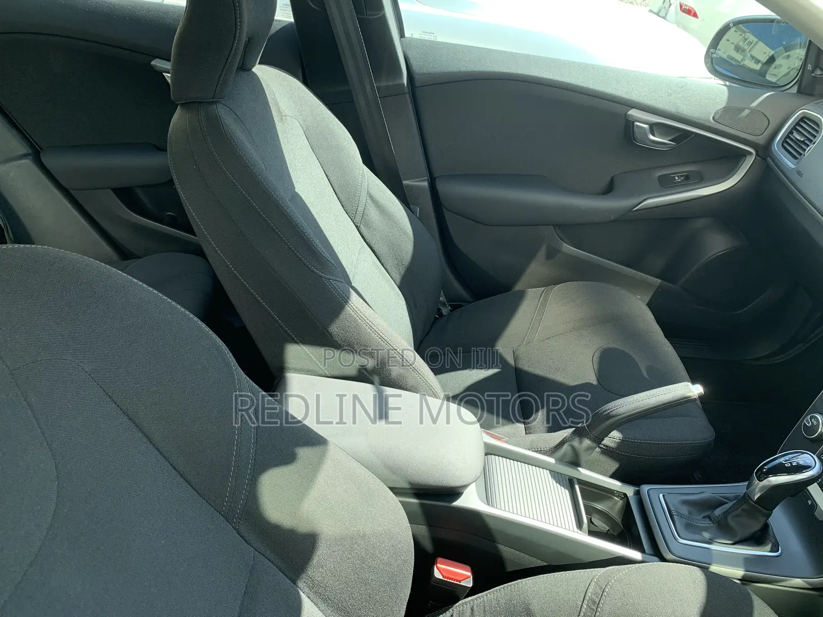 Volvo V40 2016 Teal