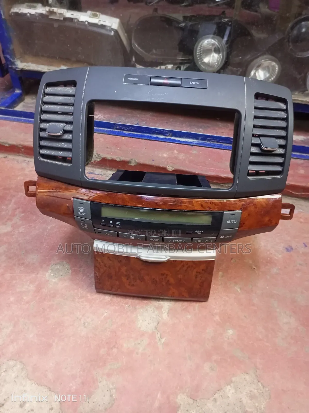 Premio/Alion 240 Radio Console