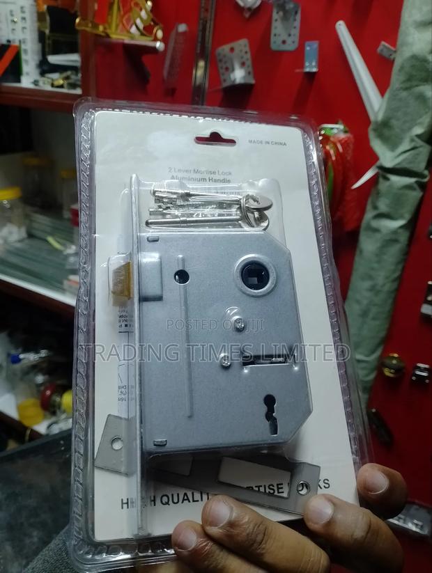 Fly Globe Door Lock - thumbnail 2