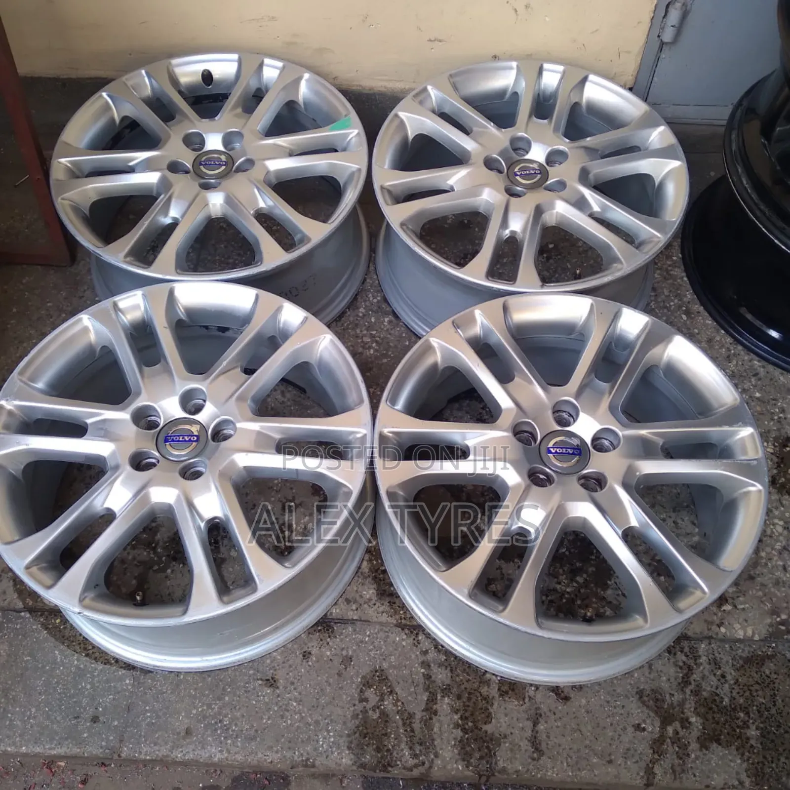 Size 18 Inches Volvo Car Sport Rims Set