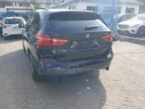 BMW X1 xDrive28i AWD 2018 Black
