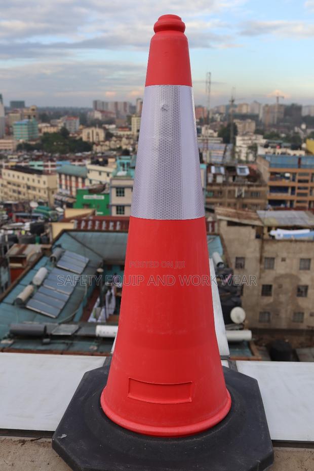 Traffic Cones Barriers - main view