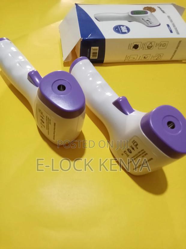 Recommended Hospital Forehead Thermometer - main view