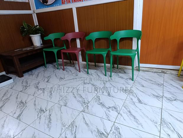 Visitors Waiting Chairs(Plastic)