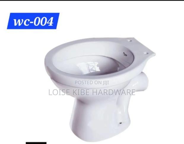 Small Toilet Available Good Quality