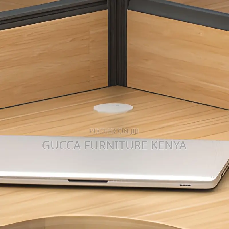 Workstation:4-Way Curved Engineered Wood Workstation