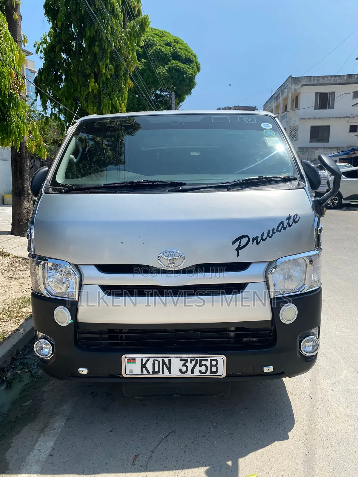 Toyota HiAce 2017 Silver