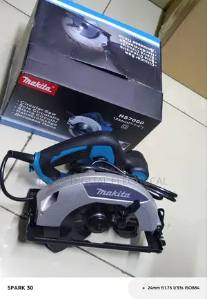 Electric Circular Saw/ Makita Circular Saw
