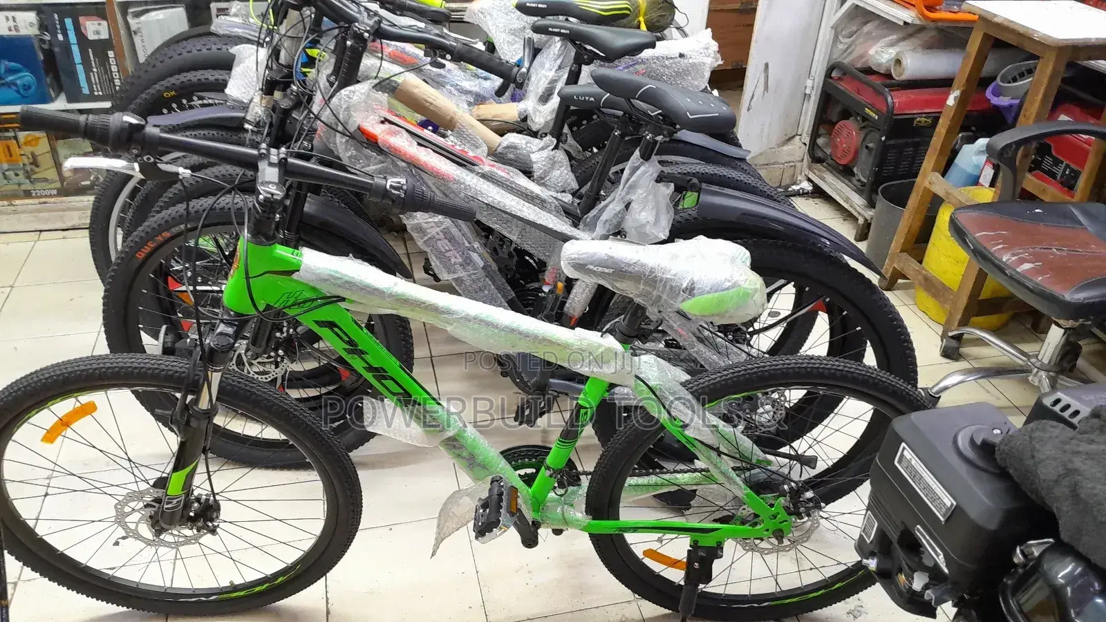 Phoenix Adult Bike Size 26