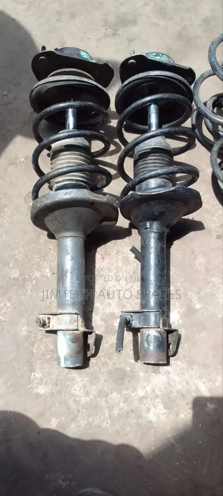 Subaru Leon Front Shock