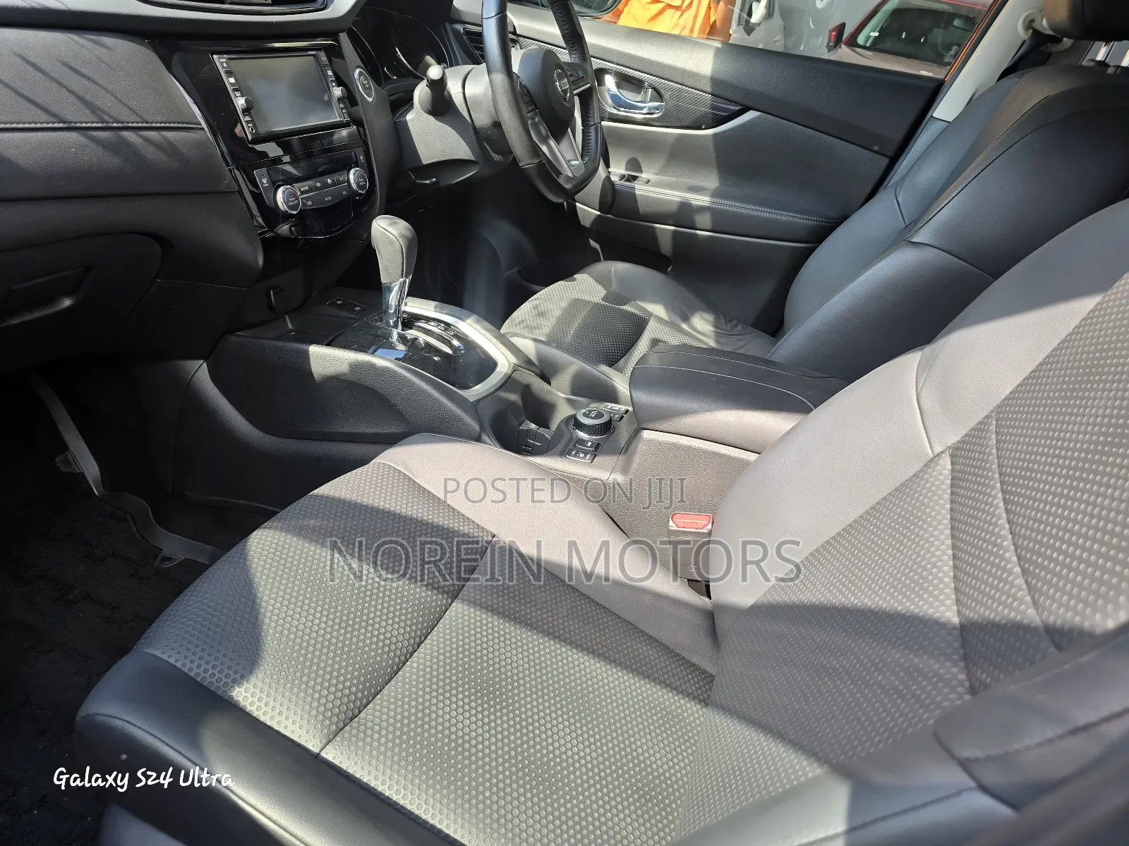 Nissan X-Trail 2018 Red