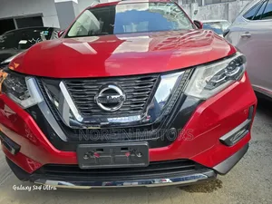 Nissan X-Trail 2018 Red