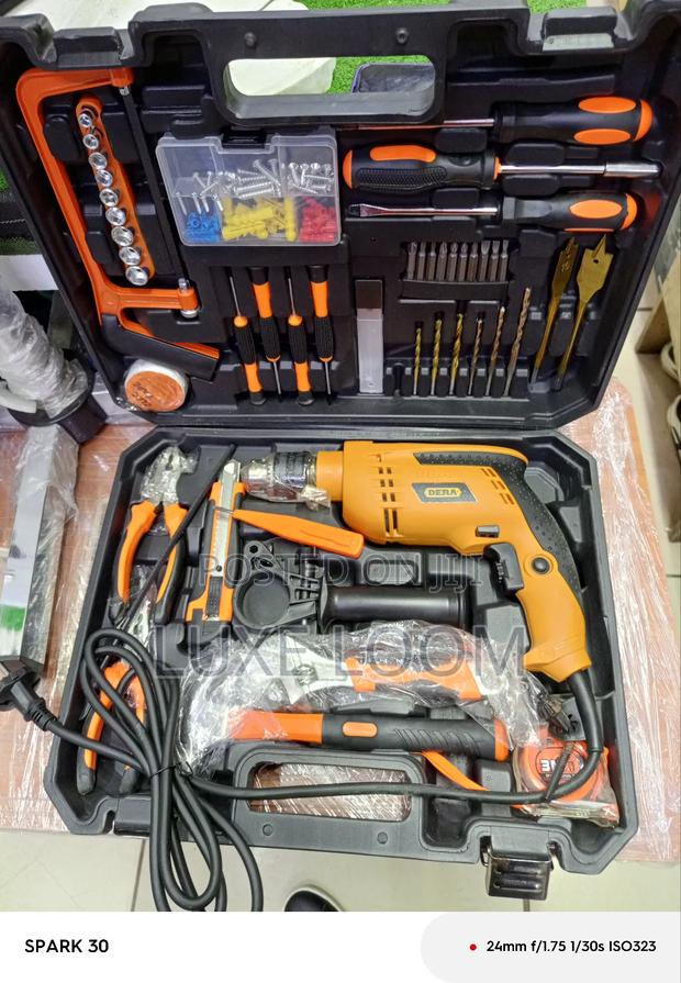 Dera Tool Box