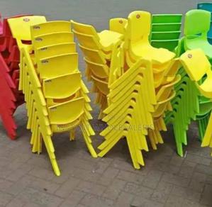 Affordable Plastic Kids Chairs - thumbnail 2
