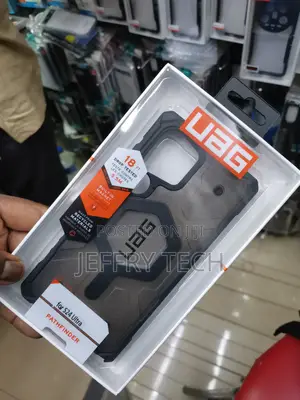 UAG Military Drop-Proof Case With Magsafe for S24 Ultra