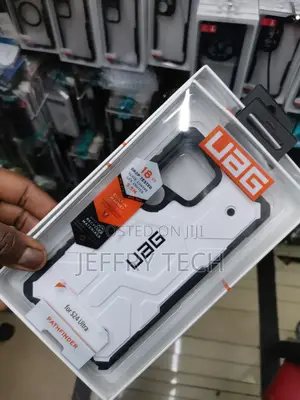 UAG Rugged Military Galaxy S24 Ultra Case With Magsafe-White