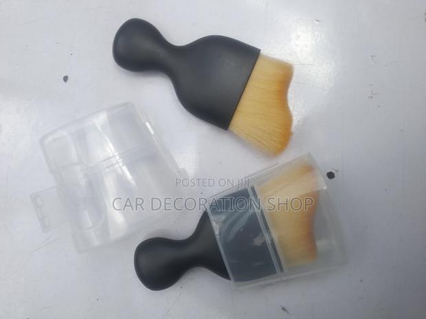 2pcs Car Interior Dust Brush - main view