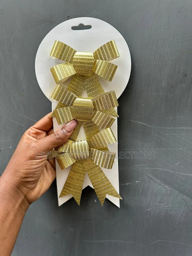 Gold Bows 3pc Set . Christmas Decor.