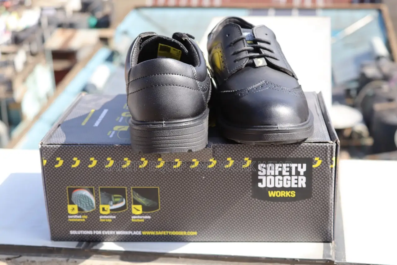 Manager Safety Jogger Boots