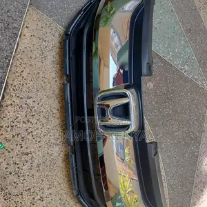 Honda Grace, Grill 2014 Model