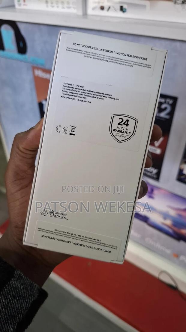 New Samsung Galaxy A16 128 GB Silver - thumbnail 3