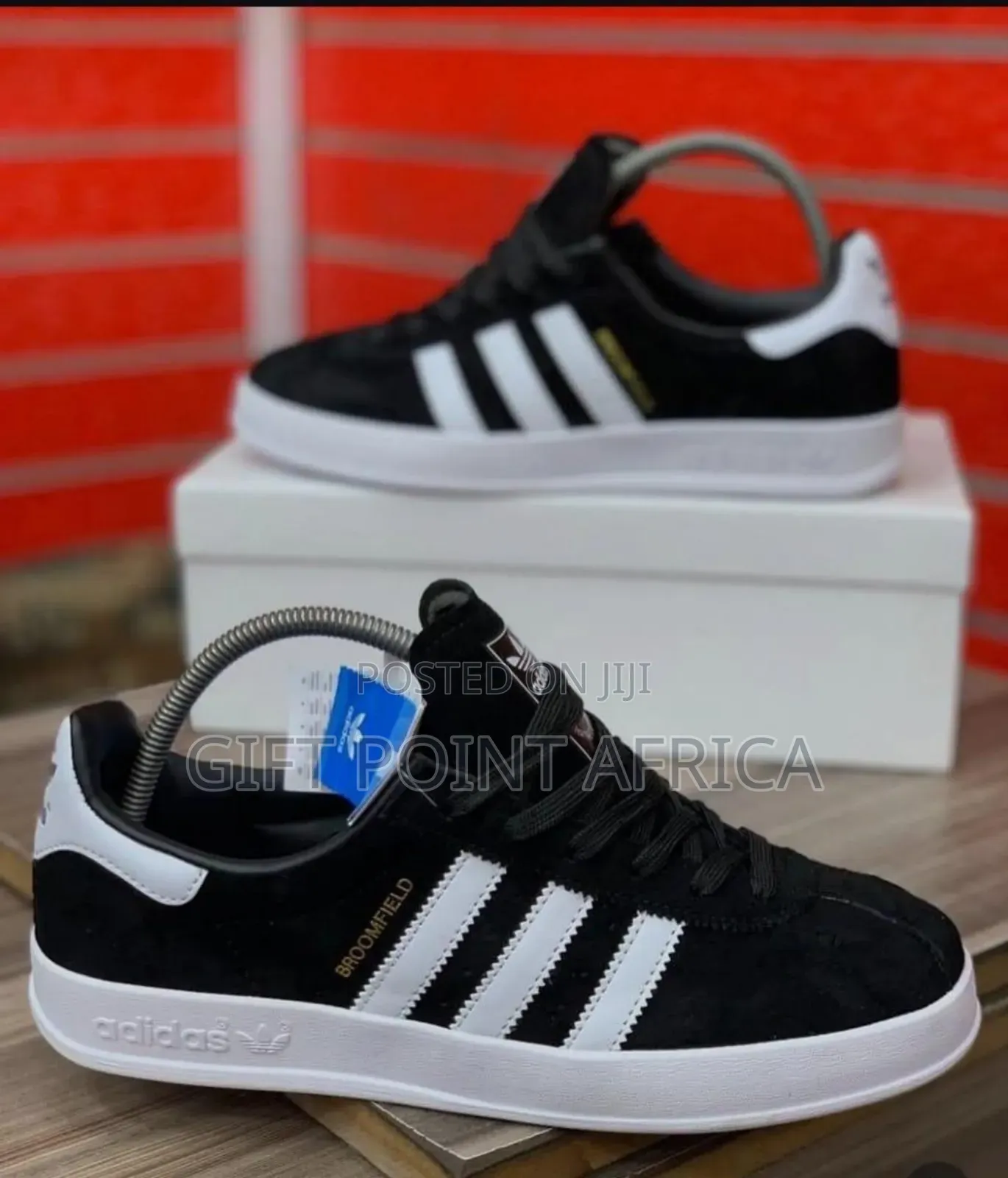 Adidas Broomfield Sneakers