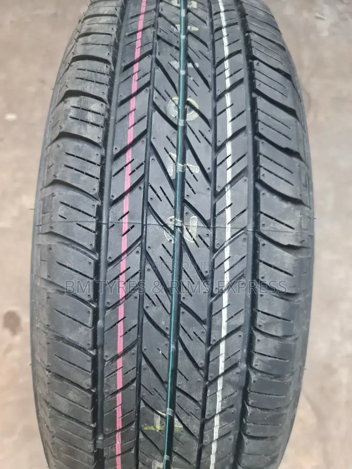 215 /60 R17 DUNLOP TYRES (Japan)