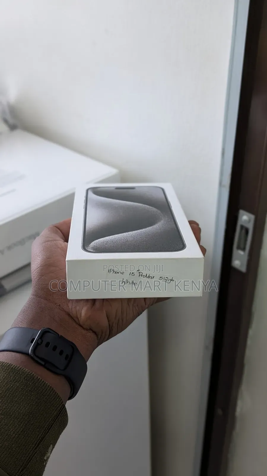 New Apple iPhone 15 Pro Max 512 GB White
