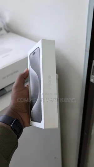 New Apple iPhone 15 Pro Max 512 GB White