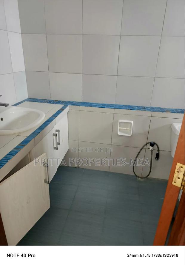 3bdrm Maisonette in Nyali for sale - thumbnail 12