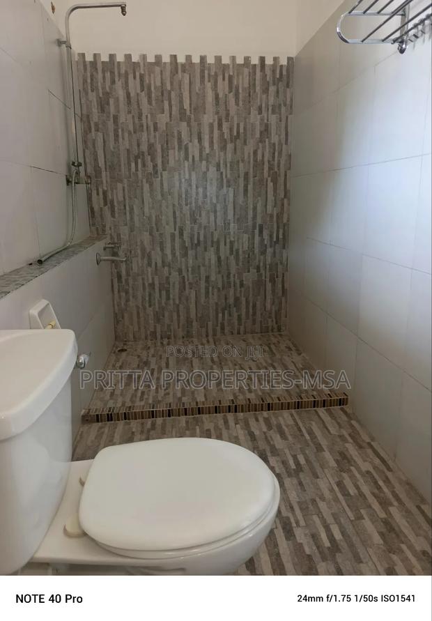 3bdrm Maisonette in Nyali for sale - thumbnail 15