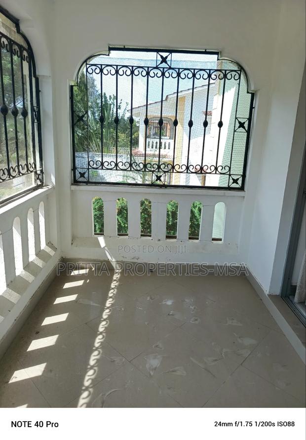 3bdrm Maisonette in Nyali for sale - thumbnail 16