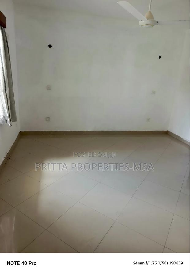 3bdrm Maisonette in Nyali for sale - thumbnail 18