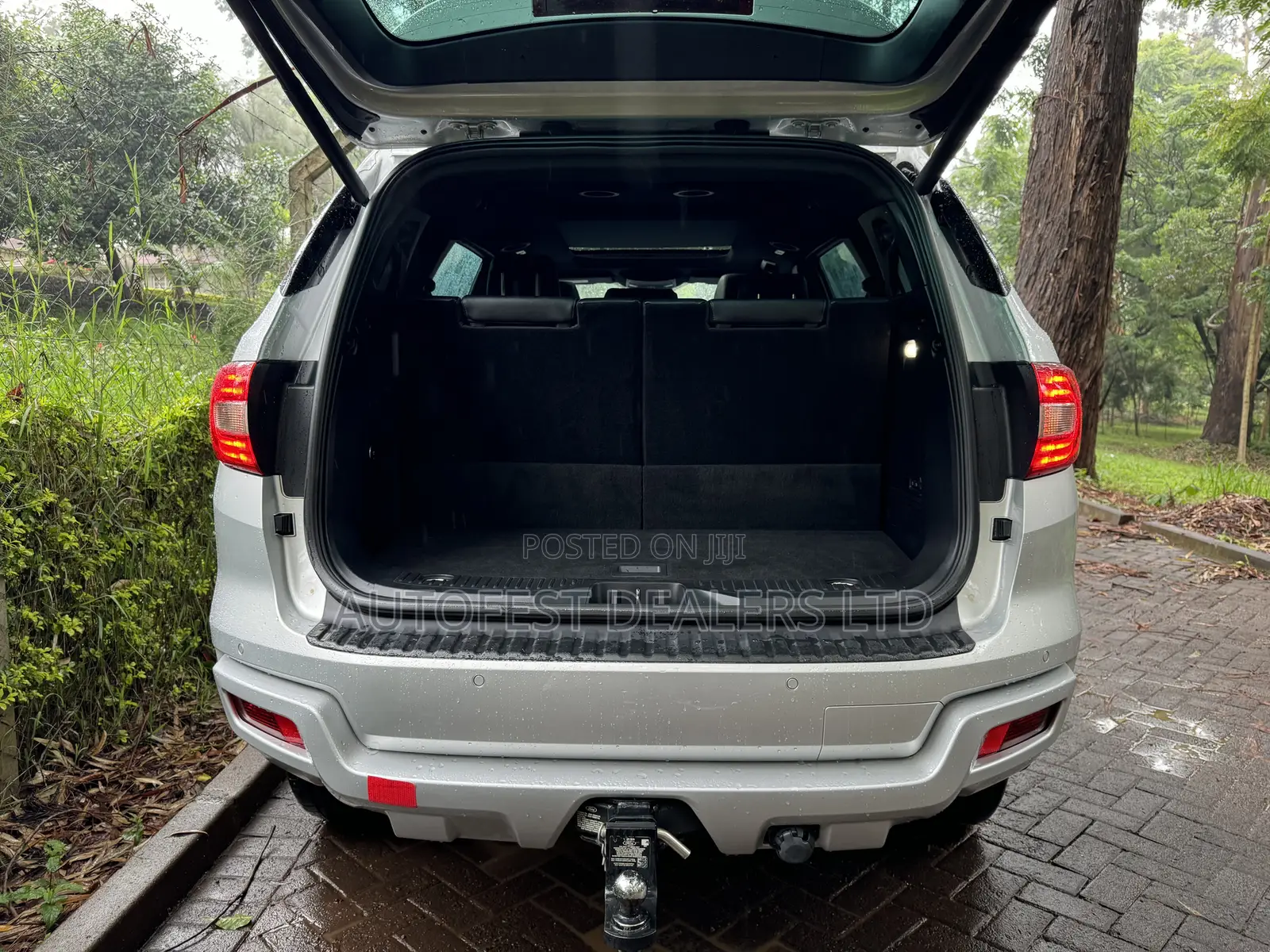 Ford Everest 2020 Silver