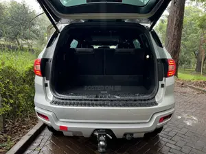 Ford Everest 2020 Silver