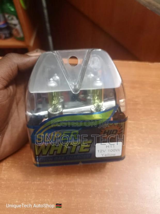 Long-Life H11 100W Yellow Bulbs for Better Visibility - main view