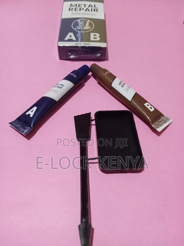 Metal Repairing Glue - main view