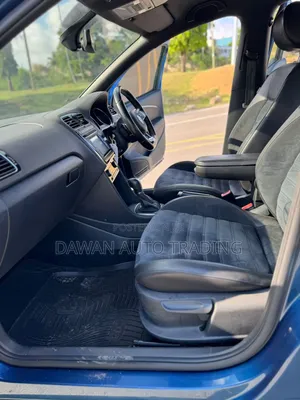 Volkswagen Polo 2016 Blue