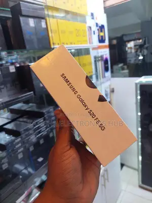 New Samsung Galaxy S20 FE 128 GB Purple