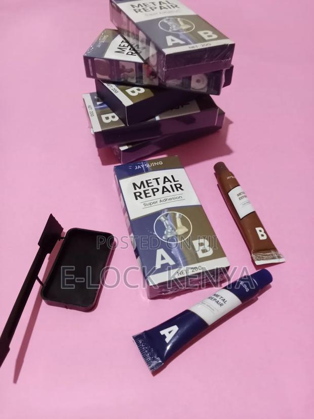 Jaysuing Stable Metal Glue