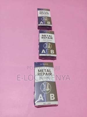 Non-Corrosive Metal Repair Glue - thumbnail 2