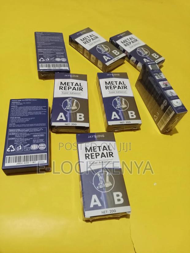 Superior Metal Bonding/Repair Glue - main view